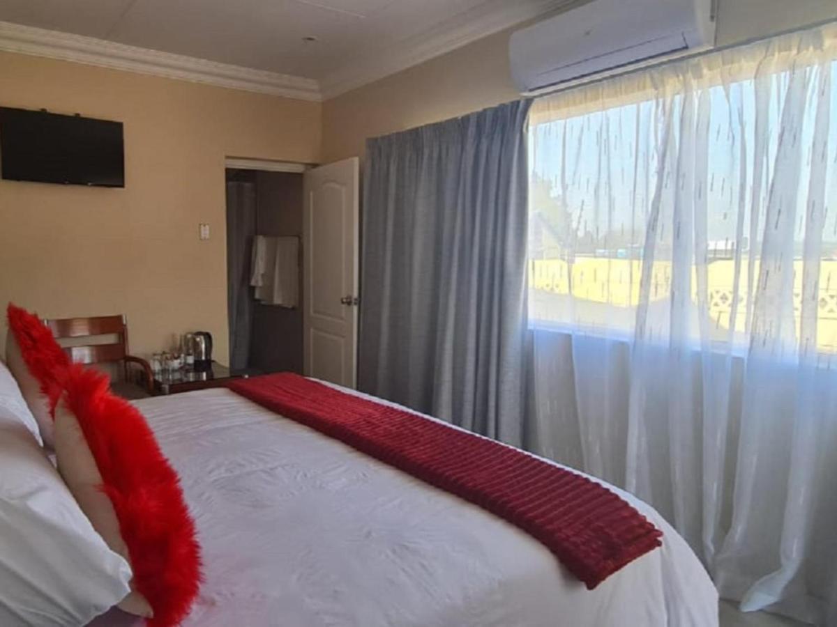 Benoni N12 Hotel Esterno foto