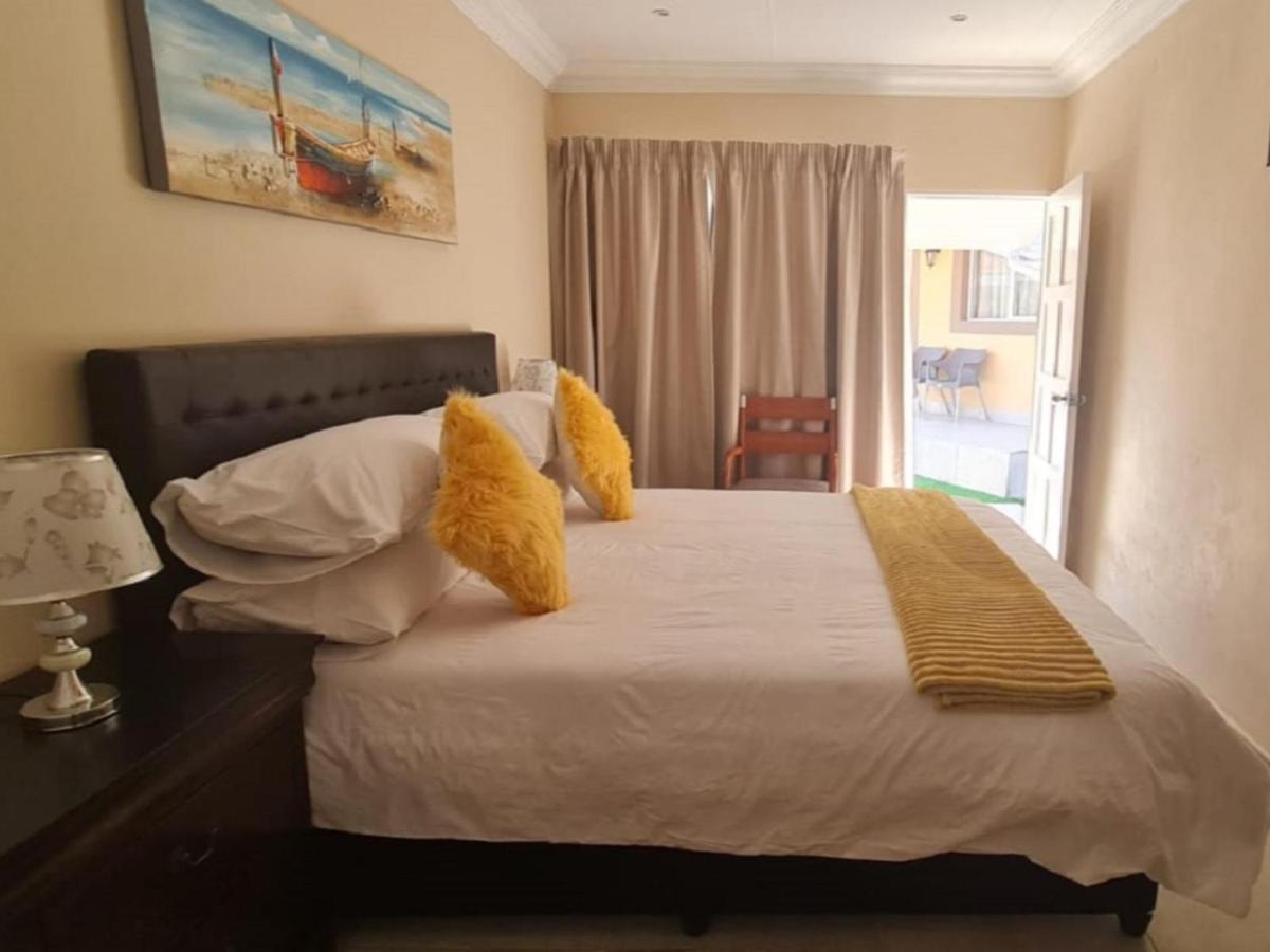 Benoni N12 Hotel Esterno foto